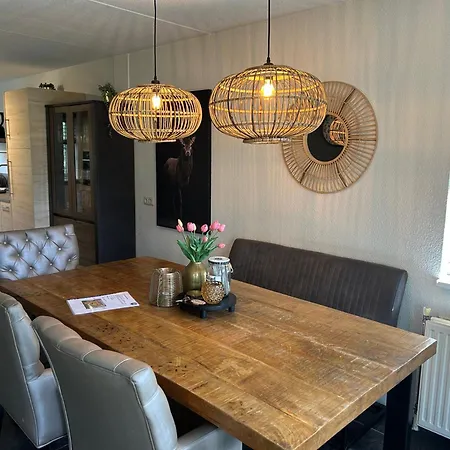 Wellness Bosboerderij De Goudsberg Met Hottub En Sauna Holiday home Lunteren