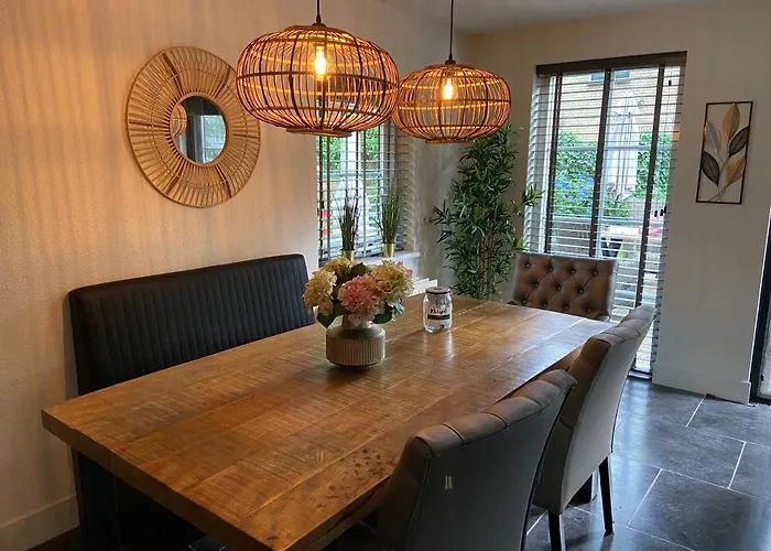 Bosboerderij De Goudsberg Met Hottub In Tuin