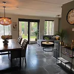 Wellness Bosboerderij De Goudsberg Met Hottub En Sauna Сasa de vacaciones *