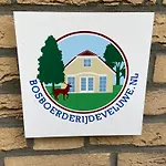 Wellness Bosboerderij De Goudsberg Met Hottub En Sauna Lunteren